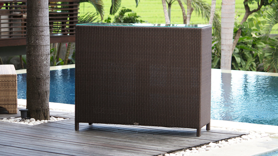 Eurobar Table