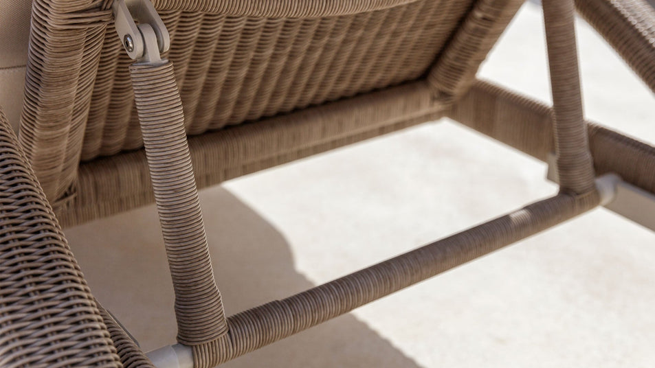Imperial Lounger