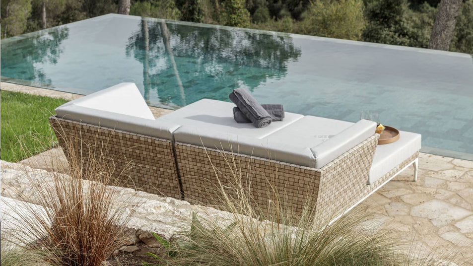 Brafta Right Daybed