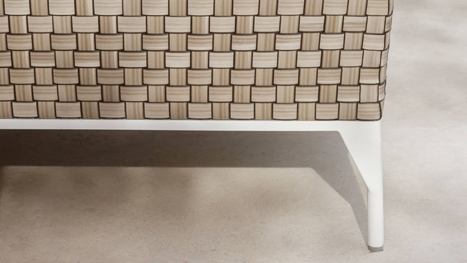 Brafta Chaise Lounger