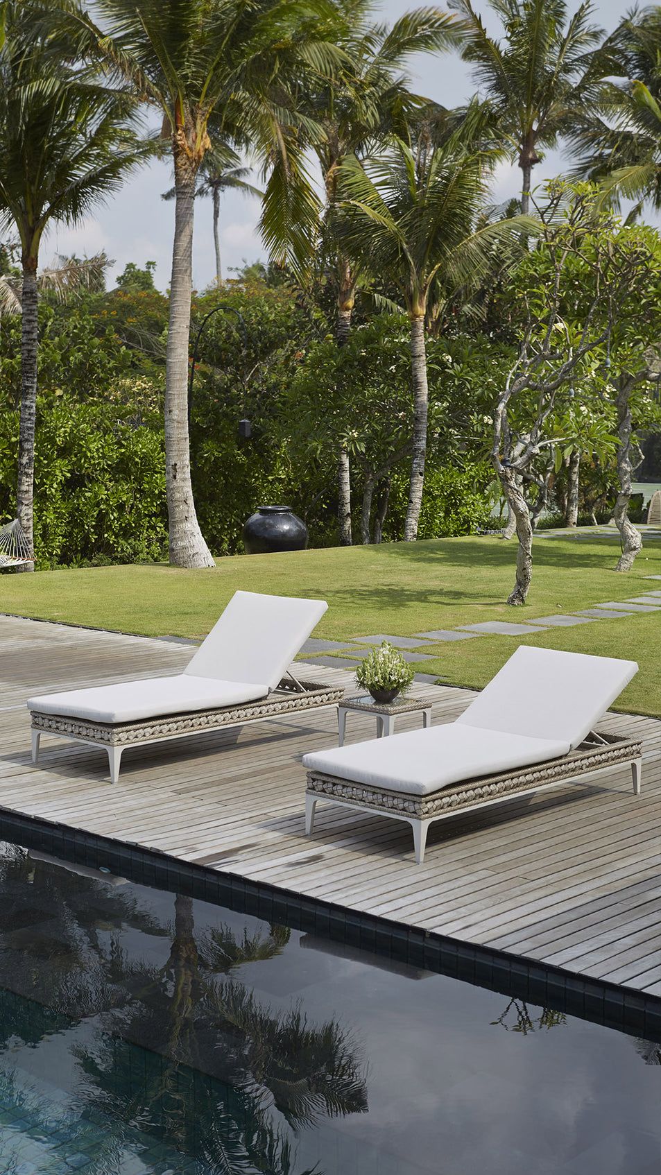 Heart Lounger