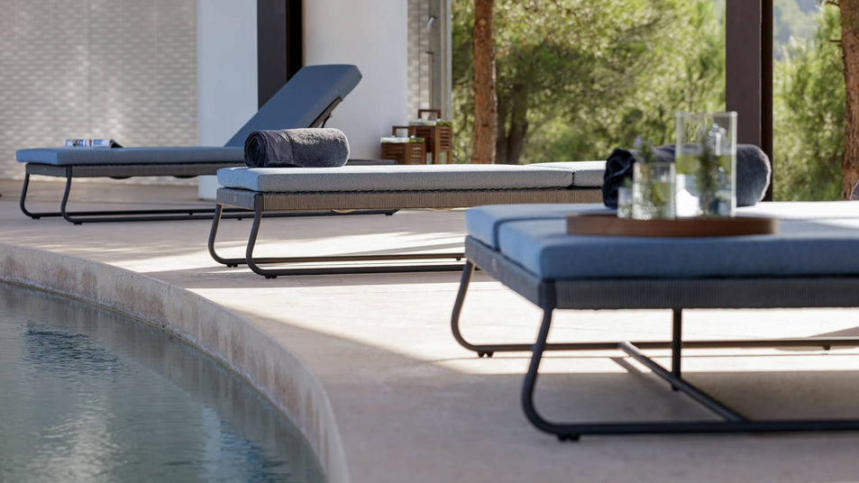 Moma Lounger