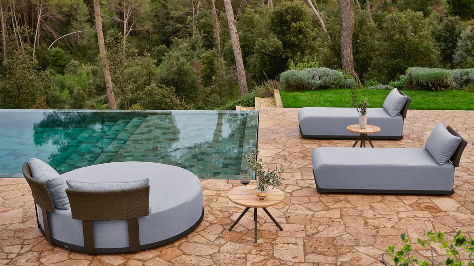 Ona Daybed