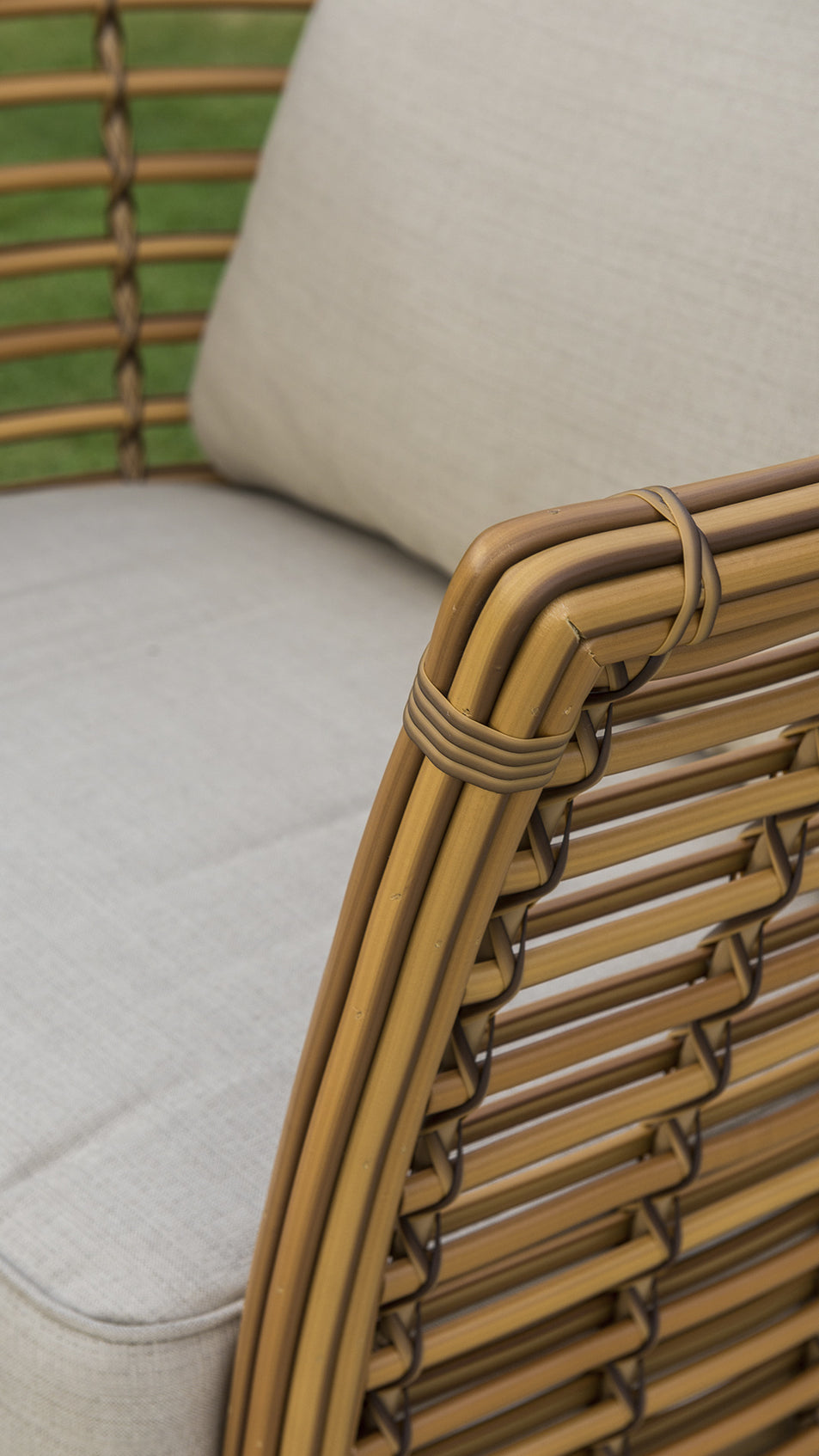 Villa Armchair