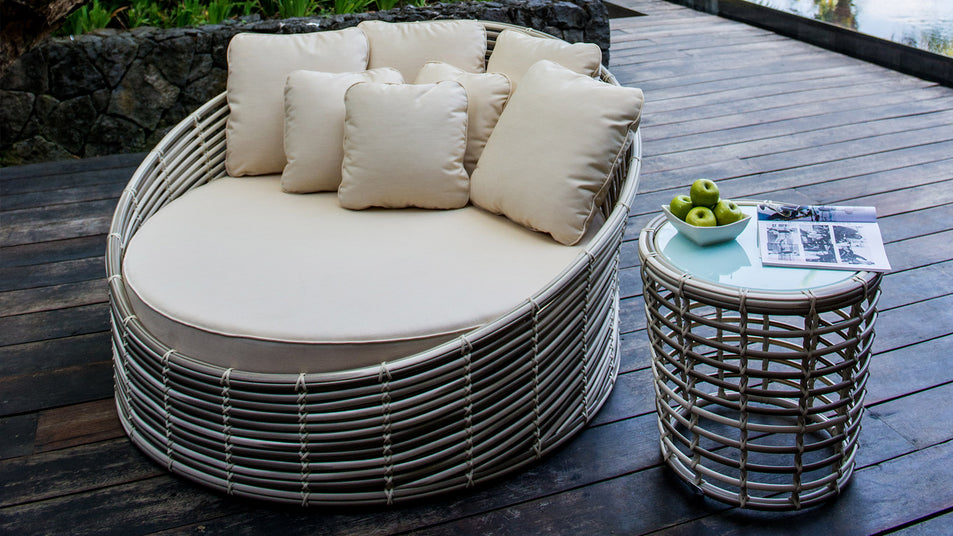 Villa Side Table