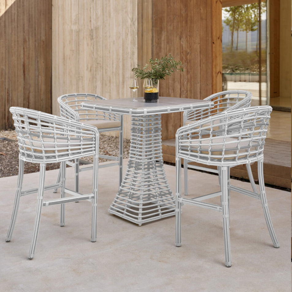 Villa Barstool