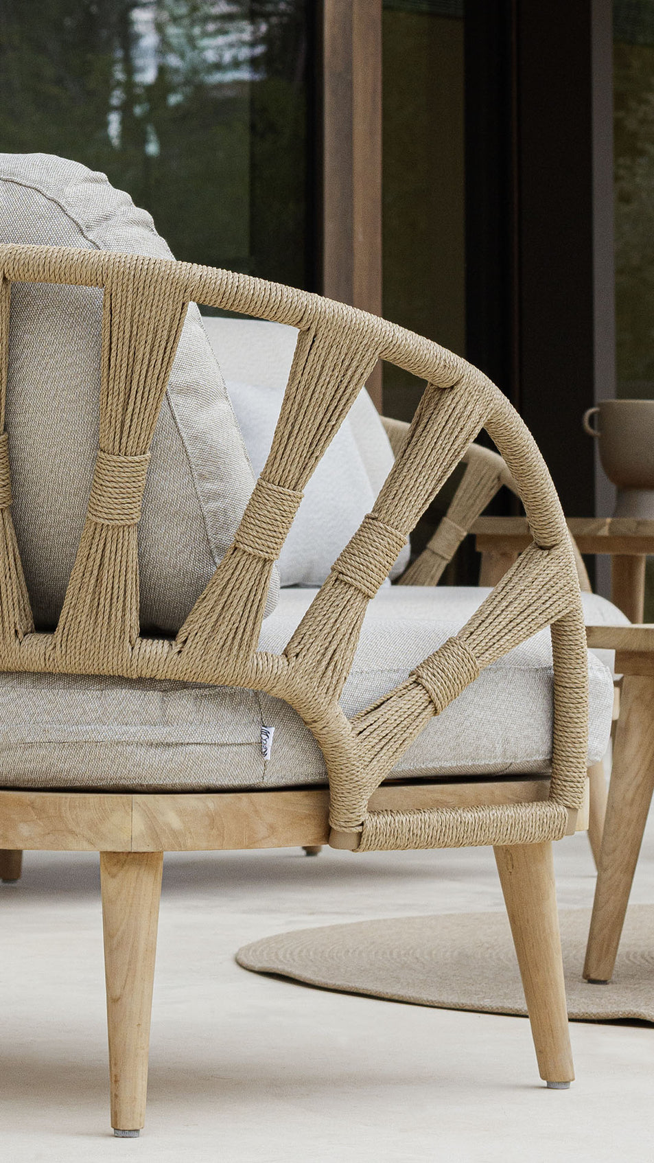 Krabi Loveseat