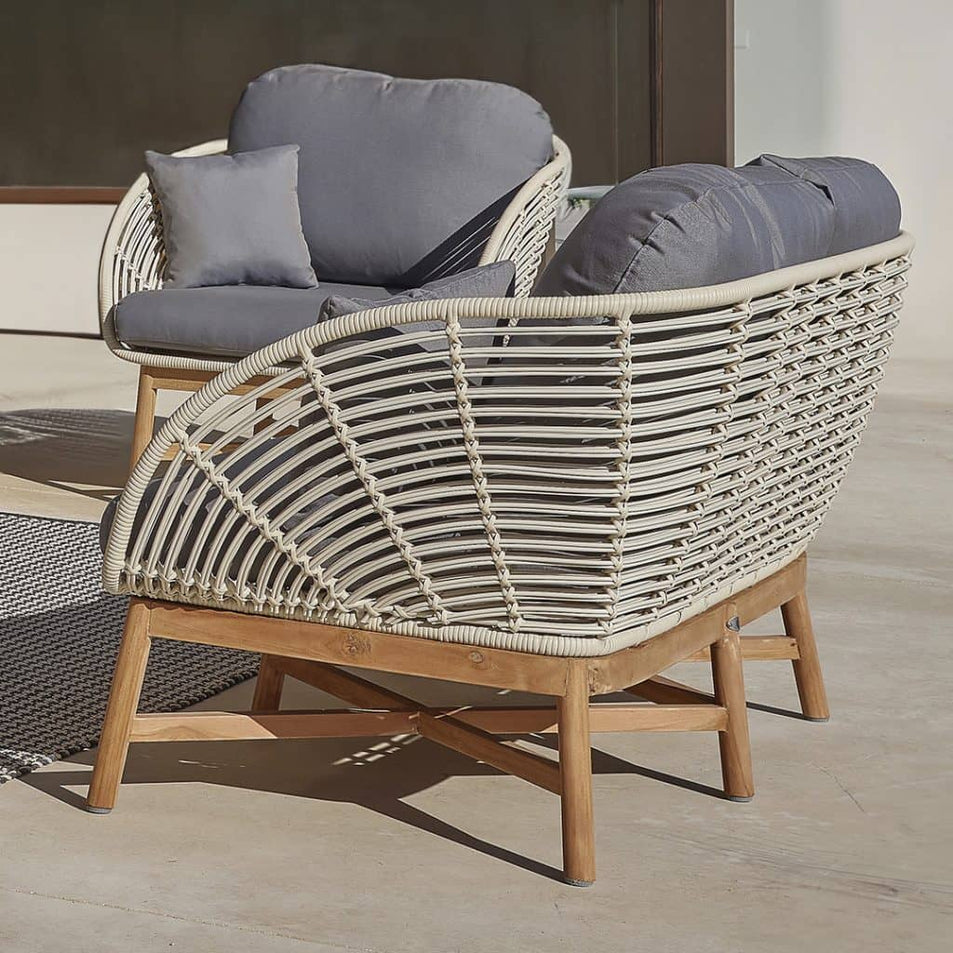 Alaska Loveseat