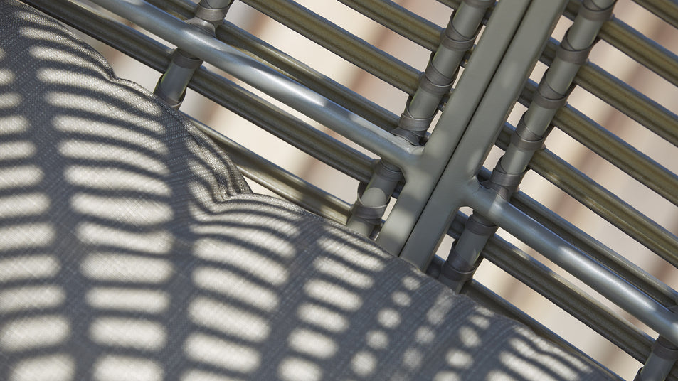 Shade Daybed