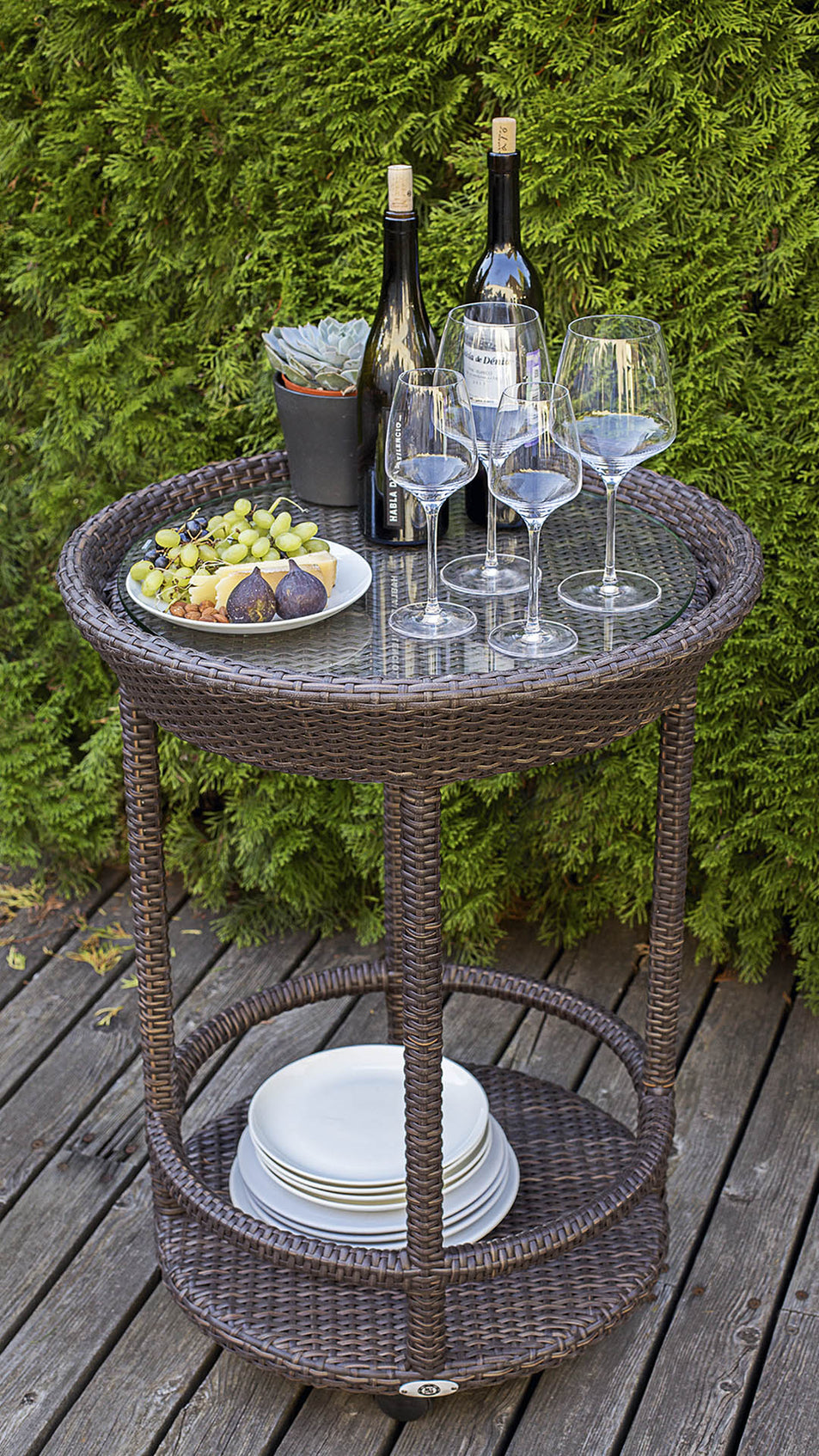 Cally Serving Table