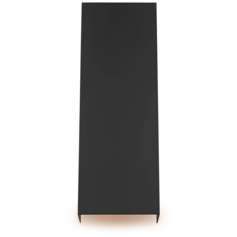 Brompton Large Wall Sconce, a premium Wall light by Visual Comfort & Co. Close - up image of its design.