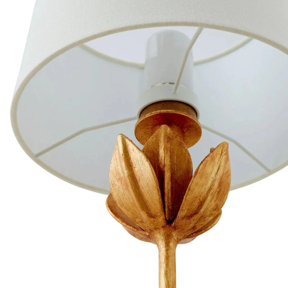 Alberto 17" Cordless Accent Lamp, a premium Cordless & Rechargeable light by Visual Comfort & Co. Close - up image of its design.