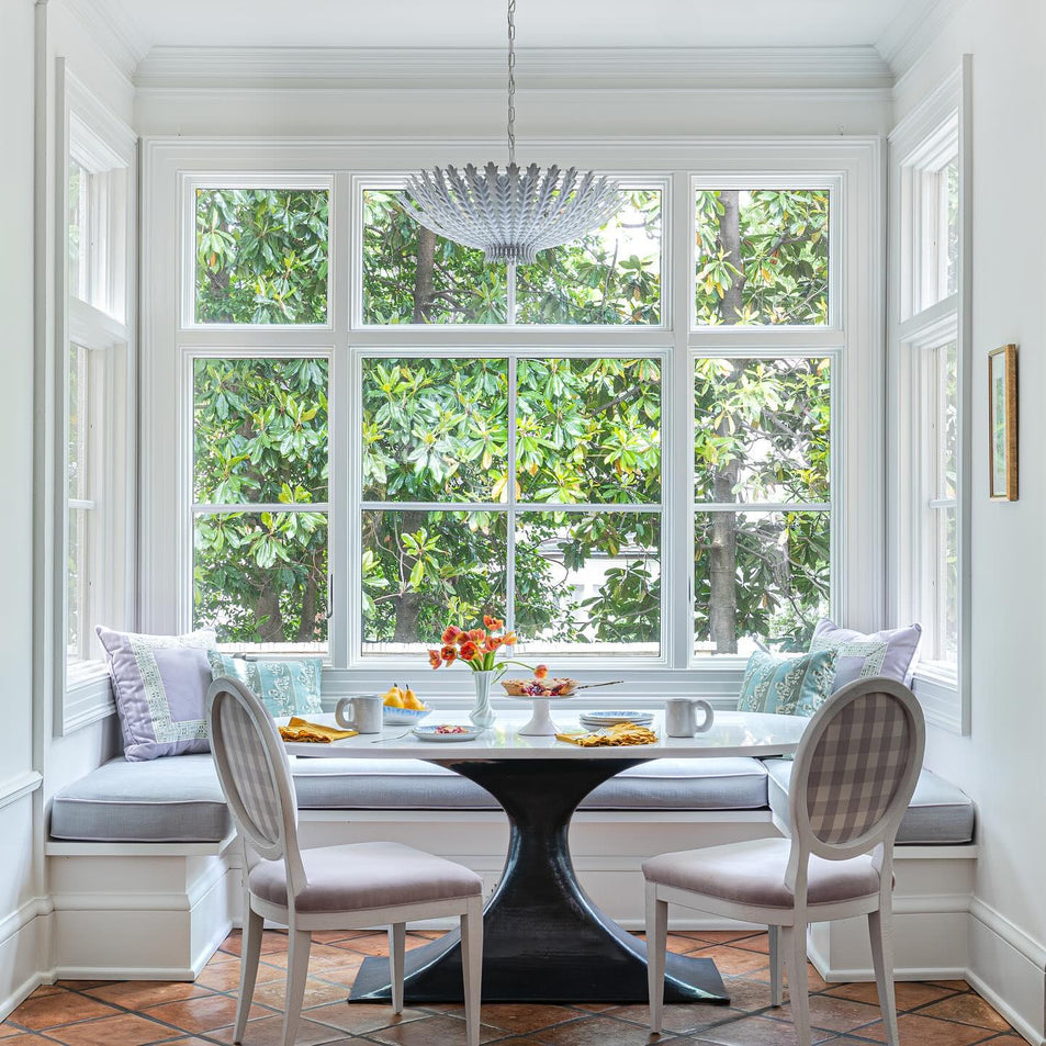 Hampton Medium Chandelier, a premium Chandelier light by Visual Comfort & Co. Close - up image of its design.