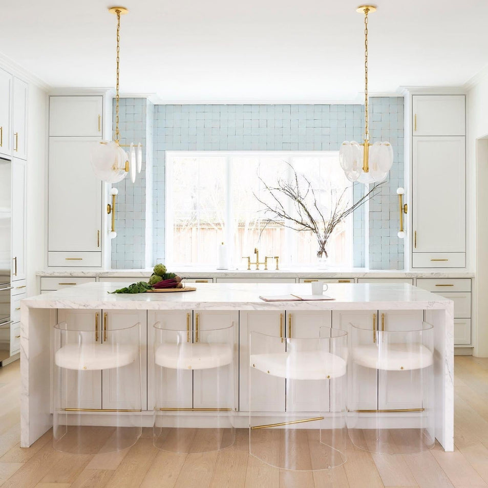 Loire Petite Chandelier, a premium Chandelier light by Visual Comfort & Co. Close - up image of its design.