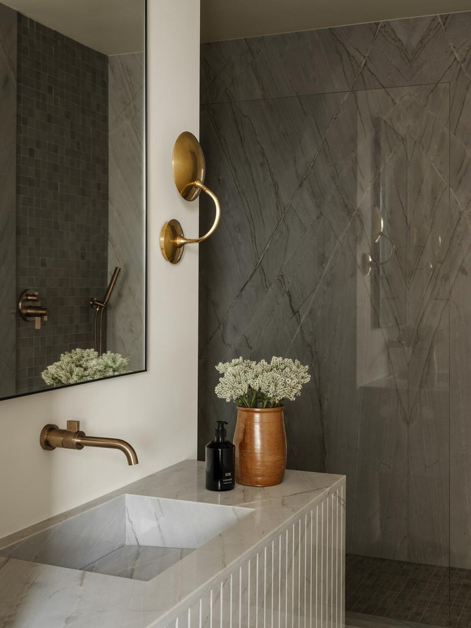 Настінний світильник Keira Medium Wall Wash