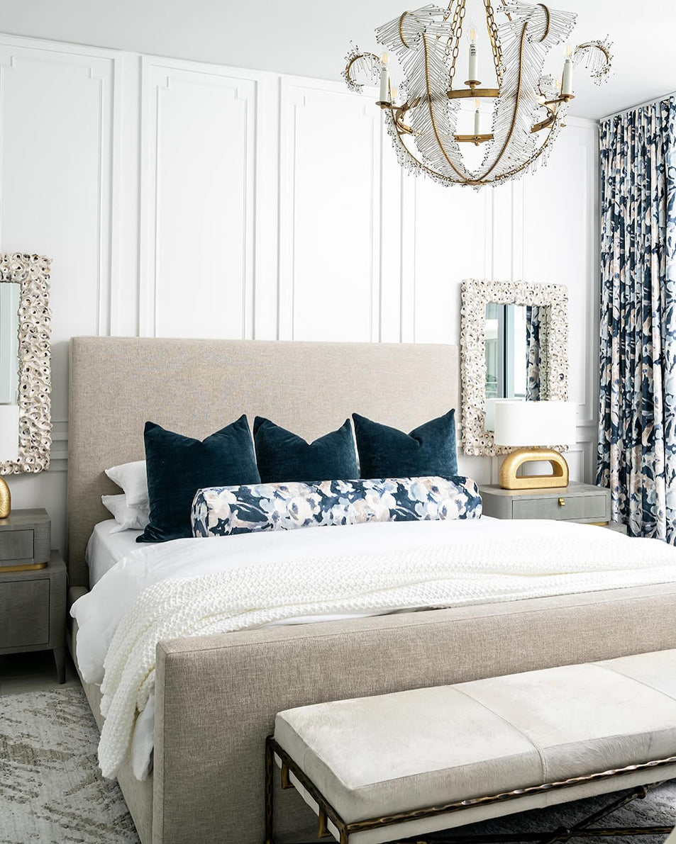 Calais 34" Chandelier, a premium Chandelier light by Visual Comfort & Co. Close - up image of its design.