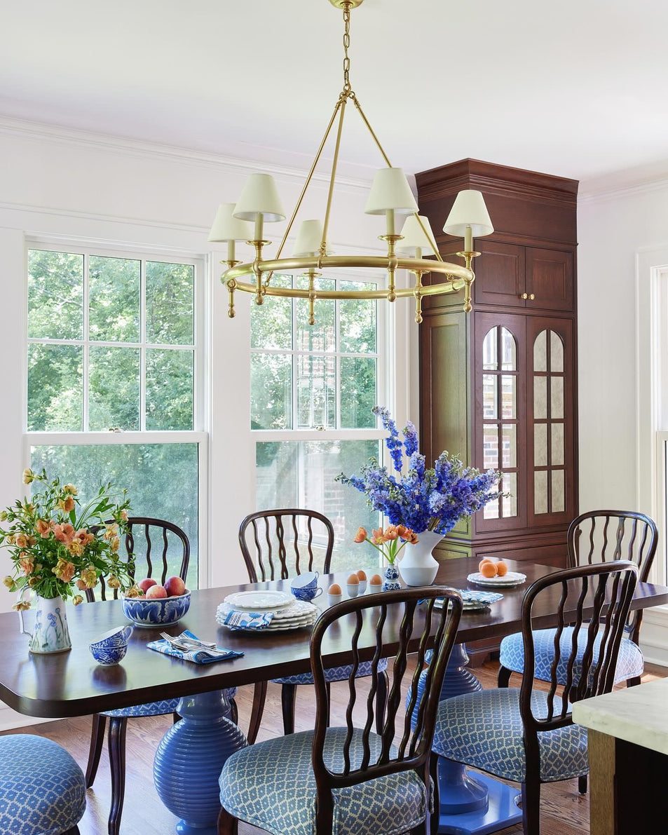 Classic Ring Chandelier, a premium Chandelier light by Visual Comfort & Co. Close - up image of its design.